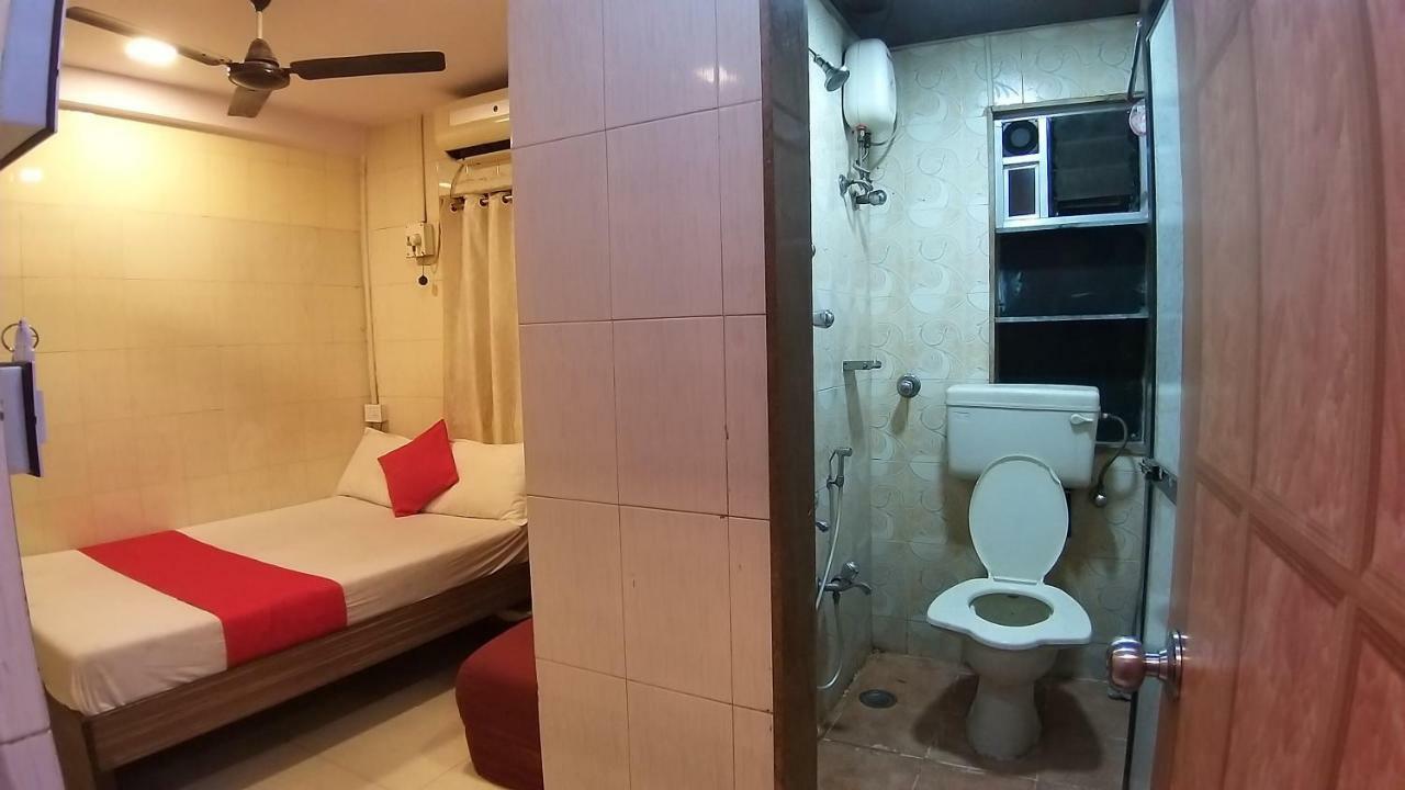 Hotel Saim Palaceムンバイ エクステリア 写真